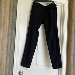 Men’s ABC Lululemon black trouser size 31
